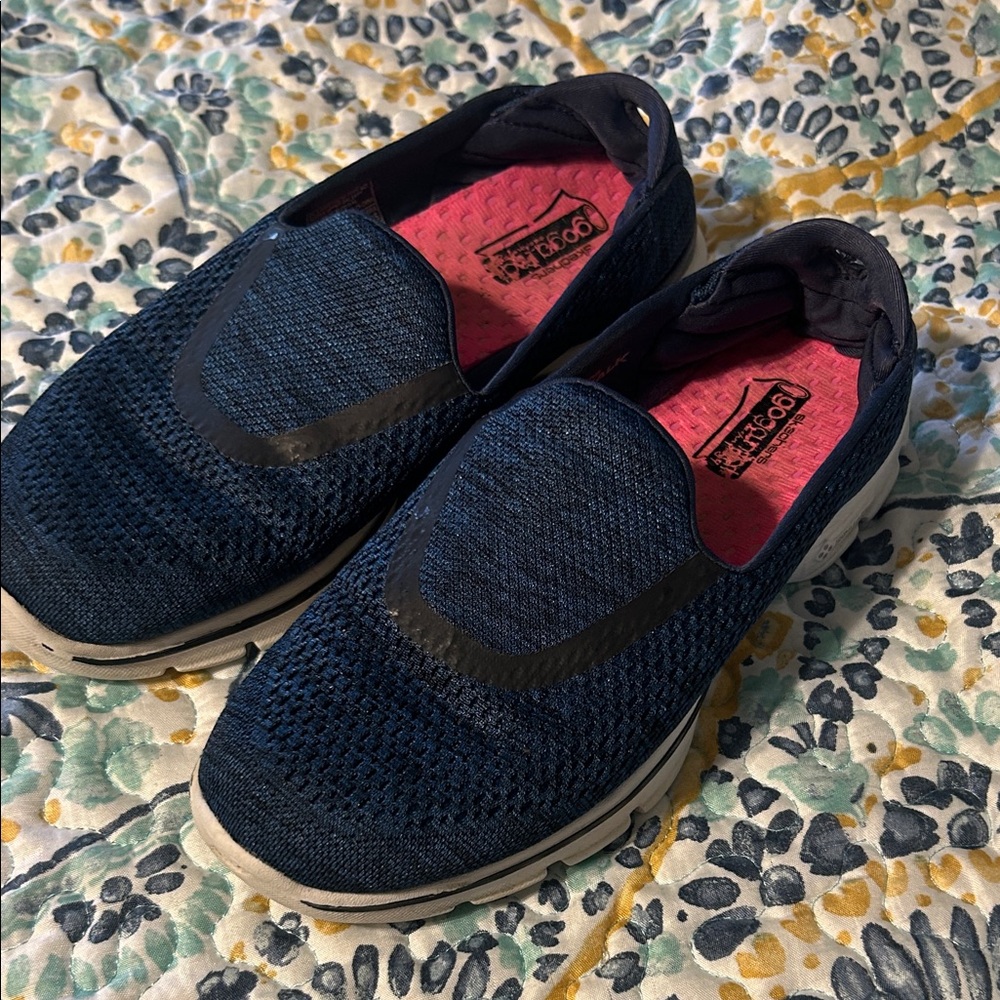 Skechers Go walk 3  Blue Slip-On Shoes with Pink Interior